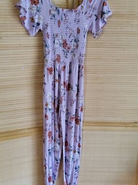 Bailey Lane Girl's Lavender Floral Smocked Jumpsuit w/pockets